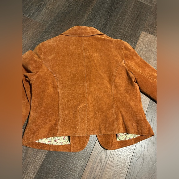 Wilson’s leather suede jacket size XL. Fits more like Large. - Picture 6 of 9